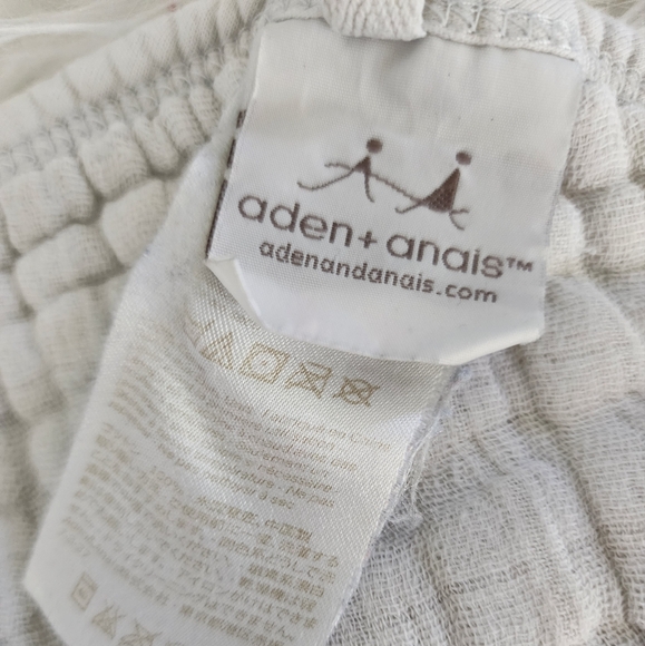 Bundle of Aden + Anais Cotton Muslim Burpy Bib, One Size - Picture 9 of 13